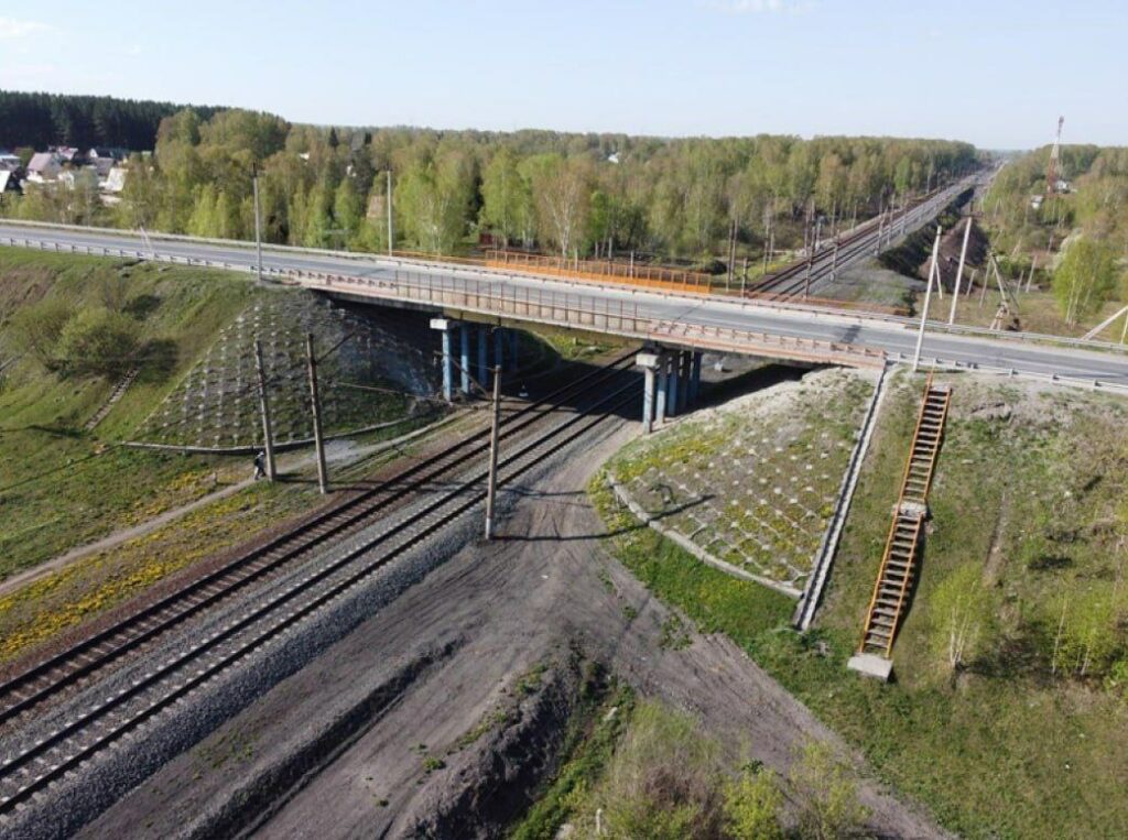 В Новосибирской области реконструируют путепровод через железную дорогу