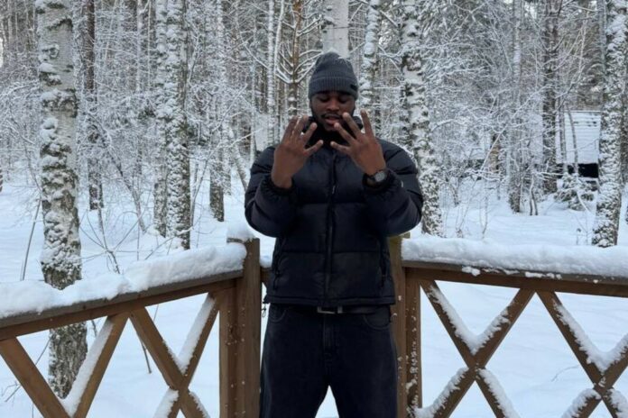 Нигериец переехал в Новосибирск и стал успешным блогером