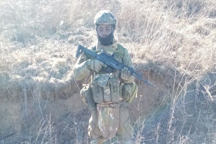 Уроженец Камеруна, вернувшийся с СВО, устроился на завод в Новосибирске