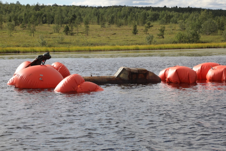 Подъем на поверхность воды
