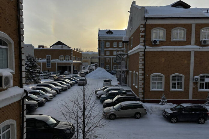 Масштабная авария на подстанции на несколько часов оставила Академгородок без света Академгородок