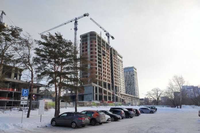 Праворульные машины станет сложнее регистрировать в Новосибирске