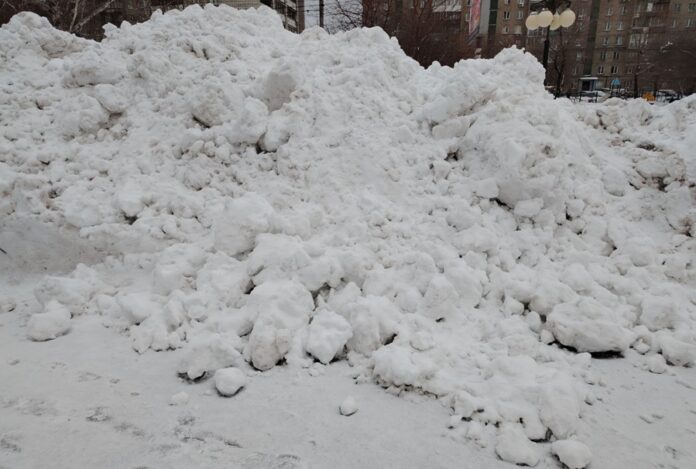 Еще 11 площадок для складирования снега нашли в Новосибирске