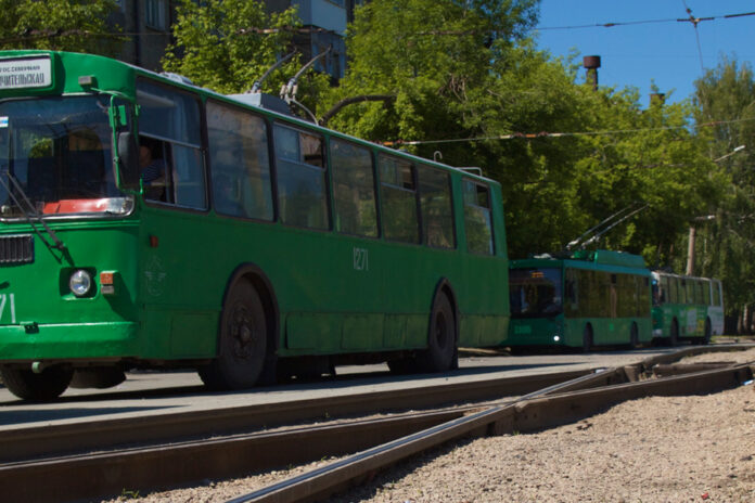 троллейбус