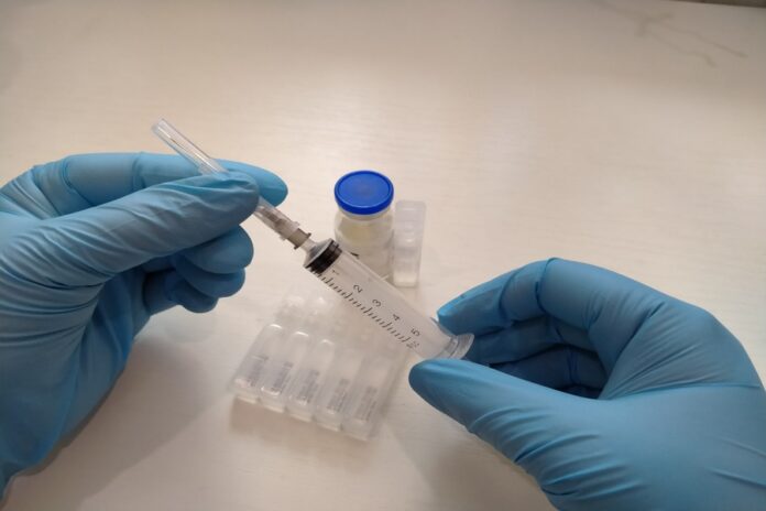 Роспотребнадзор призвал новосибирцев привиться от клещевого энцефалита в феврале Роспотребнадзор призвал новосибирцев привиться от клещевого энцефалита в феврале