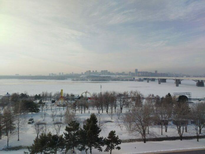 Новосибирцев ждут морозные выходные без осадков