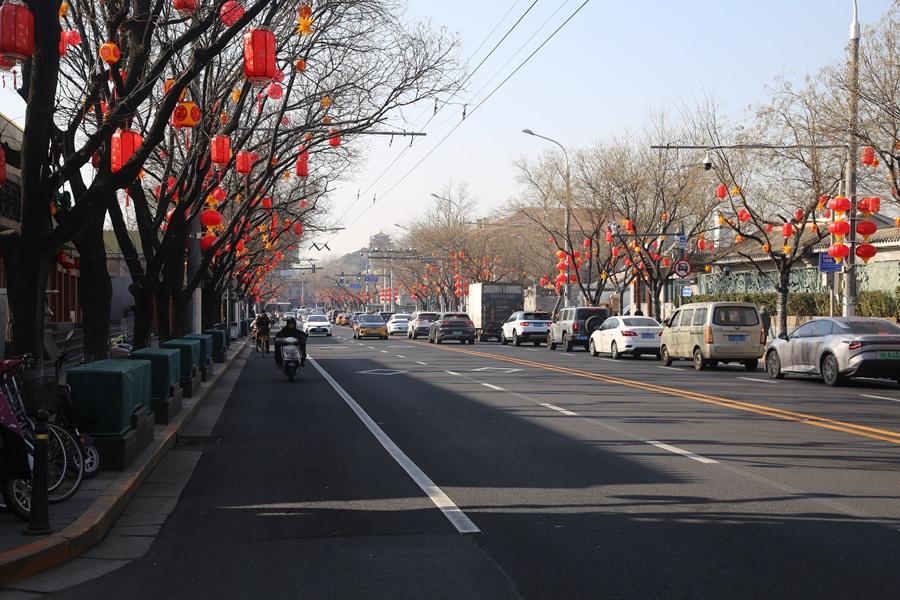 Город идеально чистый: ни пылинки, ни соринки.