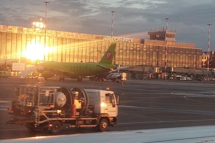 аэропорт Толмачево