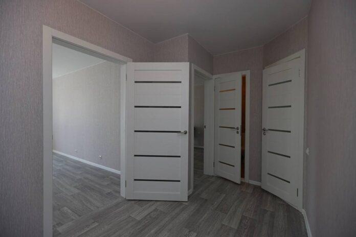 Очередь на жилье для детей сирот в Новосибирске перестала расти