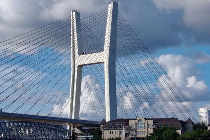 четвертый мост