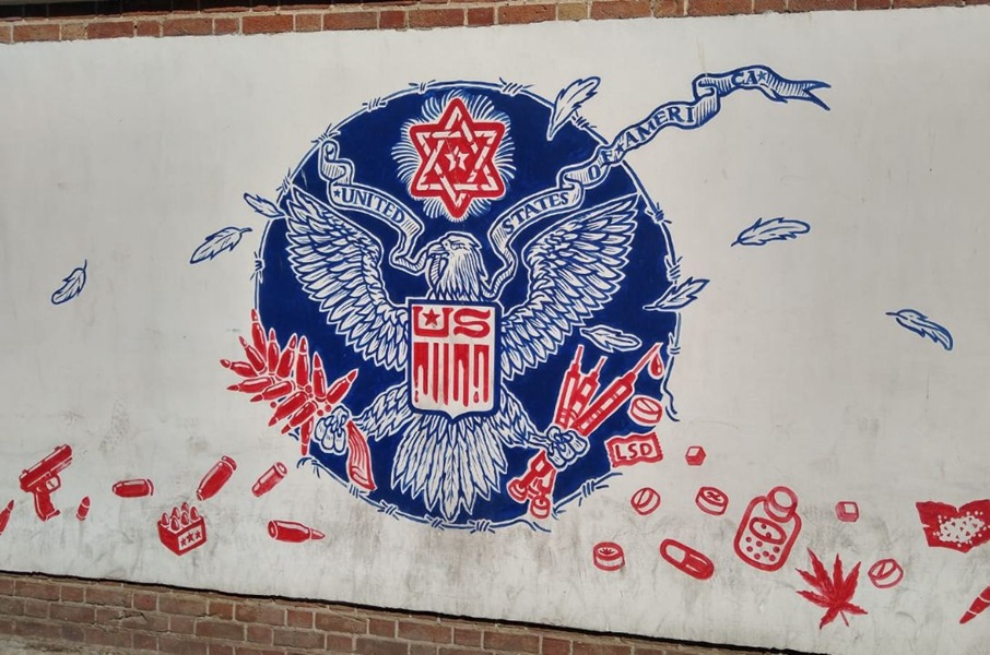 Массированные удары США и Израиля по Ирану, гибель высшего руководства страны и ответные ракетные атаки, — лишь последний акт драмы, которая длится уже более века