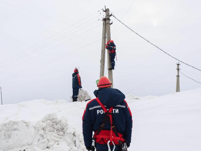 В Новосибирской области энергетики демонтировали несанкционированные ВОЛС