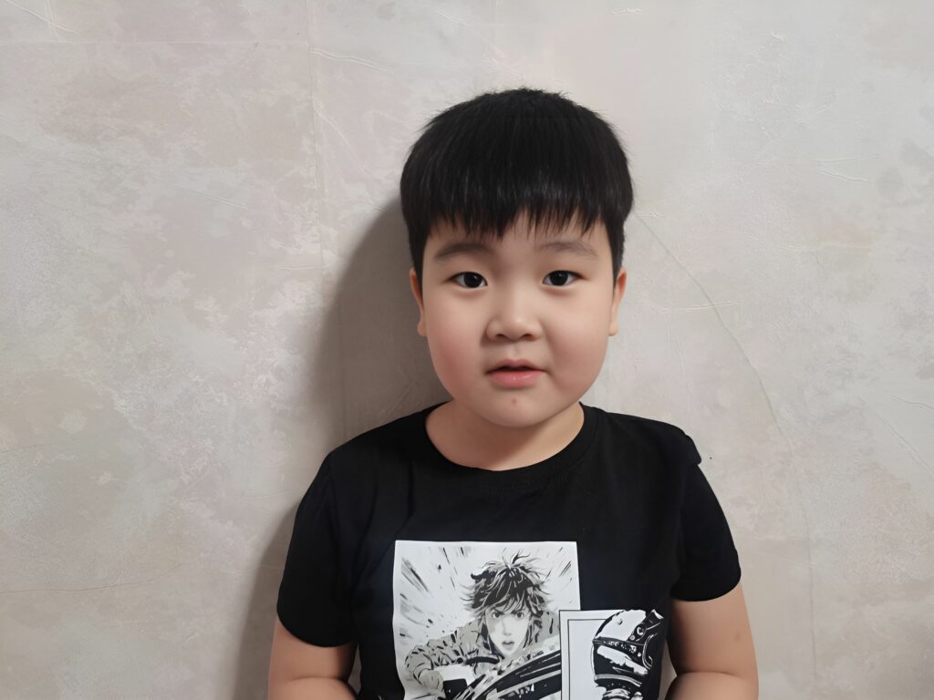 Маленькому Али Мирзаеву с диагнозом аутизм требуется дорогостоящее лечение