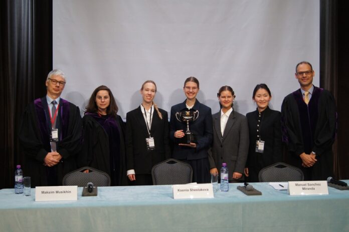 Студентка из Новосибирска примет участие в международном юридическом конкурсе