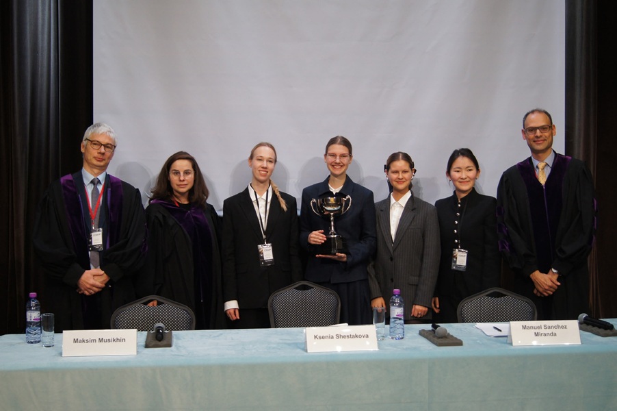 Студентка из Новосибирска примет участие в международном юридическом конкурсе
