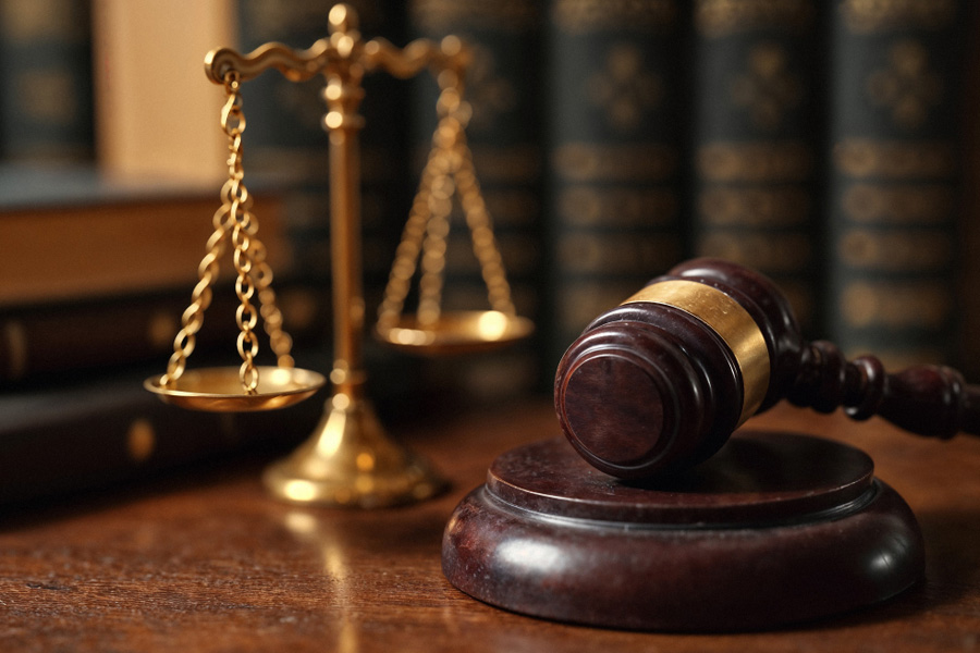 Суд взыскал 98 млн рублей с экс-депутата горсовета Новосибирска Джулая