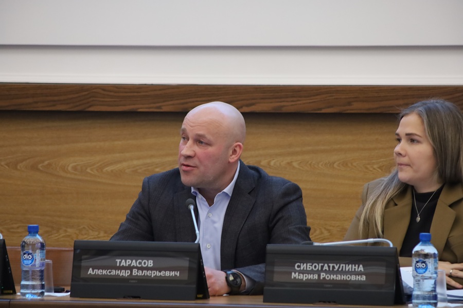 Александр Тарасов уходит с поста председателя комиссии горсовета Новосибирска