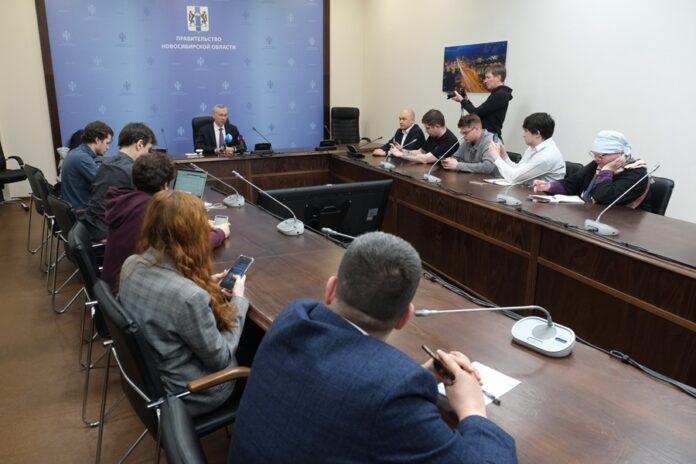 «Деньги на билет в Москву»: аферисты пытаются заработать на беде новосибирских аграриев «Деньги на билет в Москву»: аферисты пытаются заработать на беде новосибирских аграриев