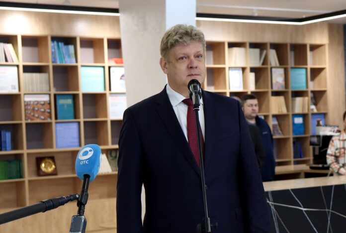 К проекту по расширению ГПНТБ подключился сибирский полпред