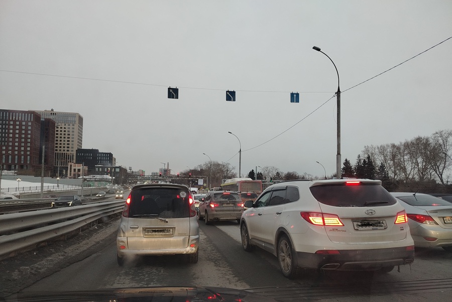 «У нас все почищено»: Группа «ВИС» опровергает угрозу подтопления в Новосибирске из-за четвертого моста