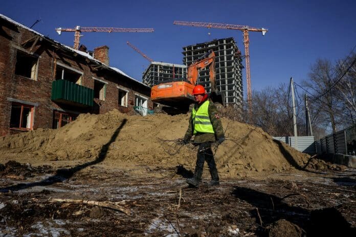 Территорию с рекордным количеством ветхого жилья выставили на торги в Новосибирске