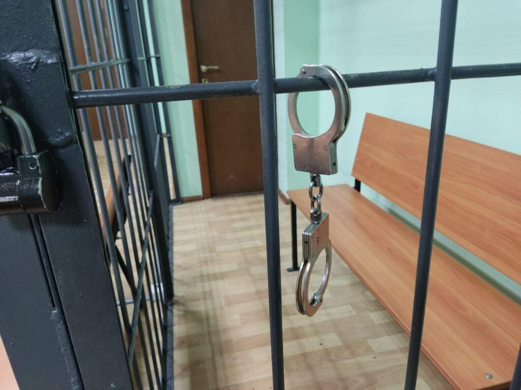 Экс-главу новосибирской Росгвардии Шушакова оставили в СИЗО