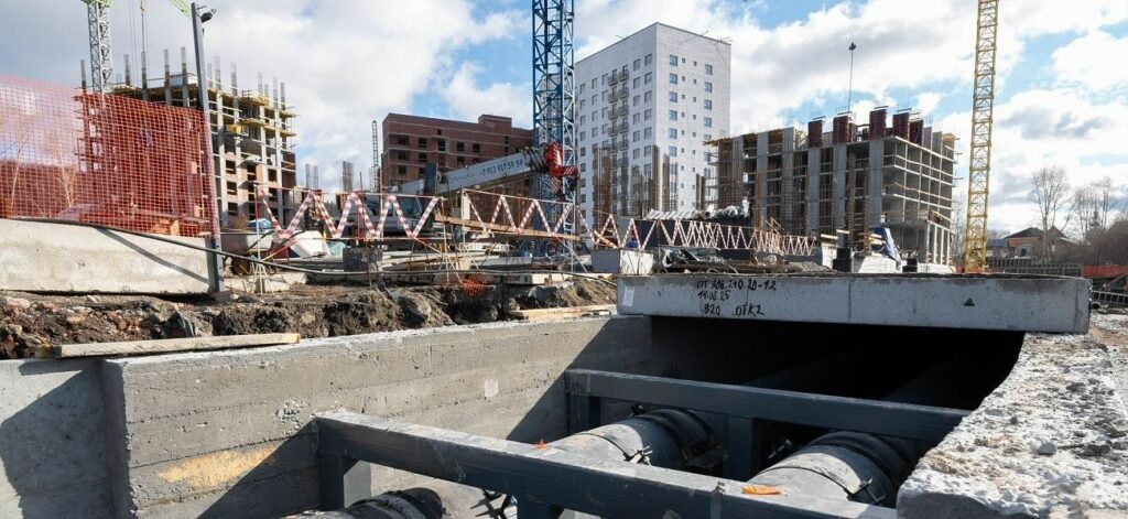 В 2026 году в Новосибирске построят более 10 километров новых теплосетей