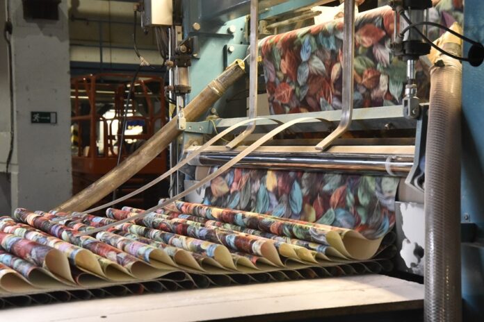 Производитель обоев из Бердска ликвидируется