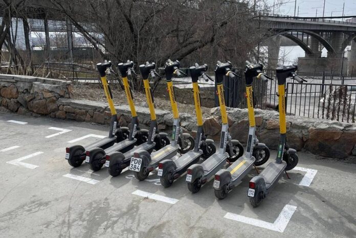 Разметки для самокатов появились на улицах Новосибирска