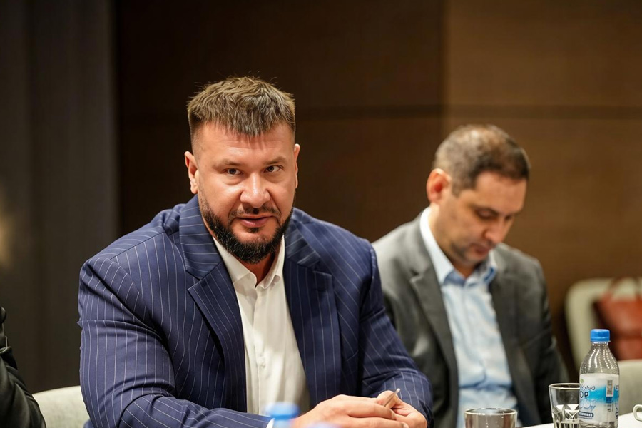 Евгений Лобов
