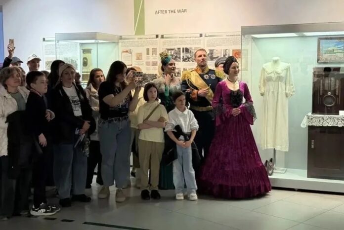 Ночь над колонным залом: в Новосибирске прошла акция «Ночь музеев»