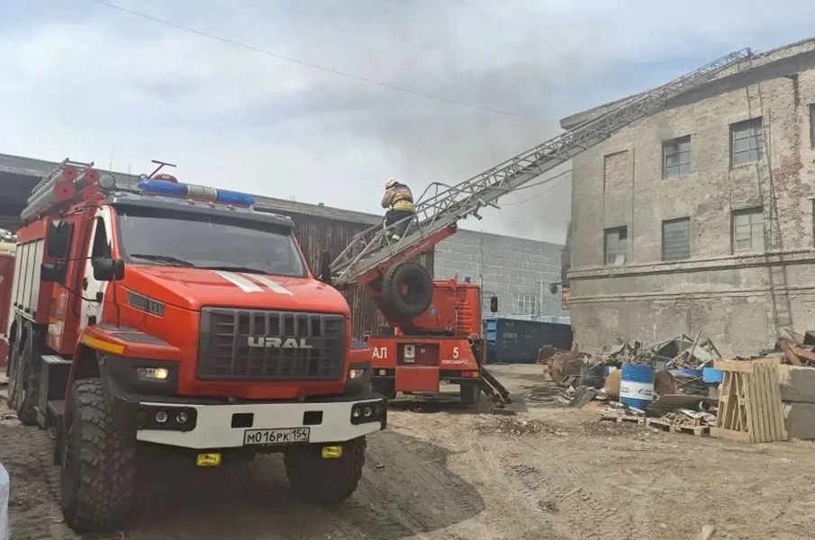 Предварительная площадь возгорания составила 2800 квадратных метров