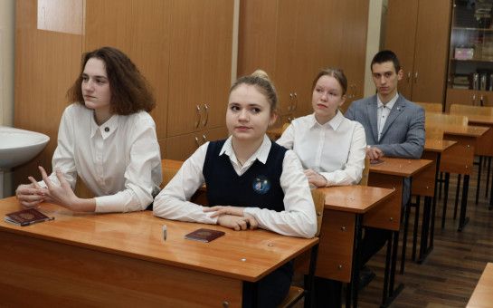 Более 1800 бюджетных мест выделили НГПУ на подготовку будущих учителей