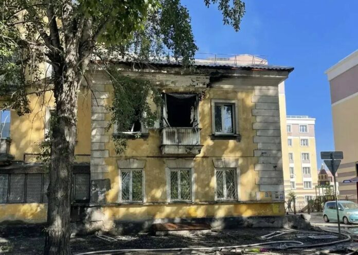 Крупный пожар в Новосибирске: хроника ЧП на улице Народной