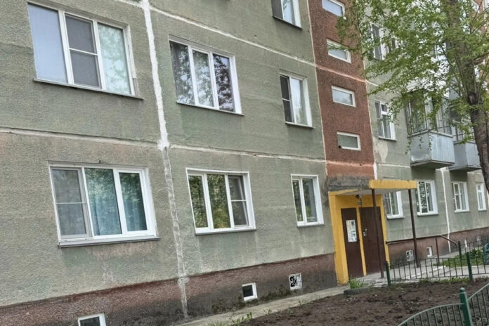 дом. г. Искитим