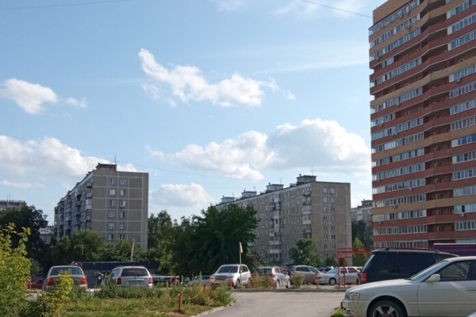 дома