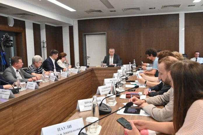 Андрей Травников