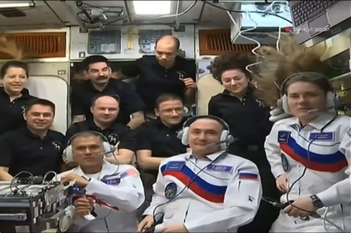 Космонавт из Новосибирска Анна Кикина прибыла на МКС