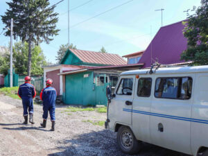 Новосибирские энергетики усилили контроль за незаконными подвесами ВОЛС