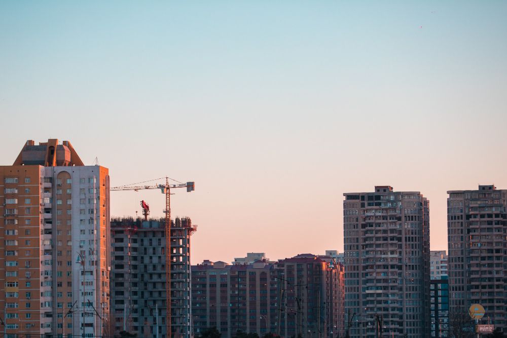 Почти 4,5 млн квадратных метров недвижимости строится в Сибири при поддержке Сбера