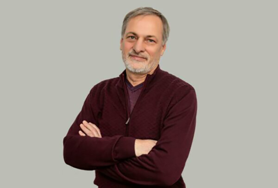 Светозар Дарнев