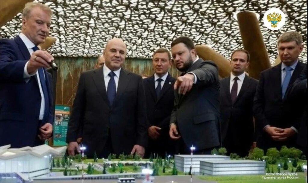 Премьер-министру Мишустину показали проект нового аэропорта Горно-Алтайска