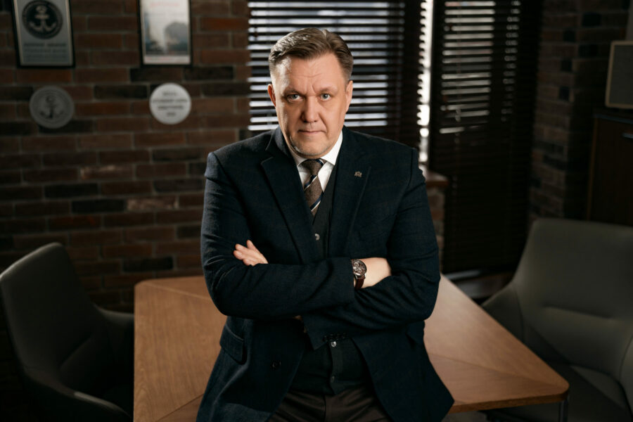 Алексей Пахомов