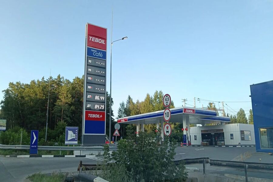 Автомобилисты в Новосибирске готовятся к изменению ситуации на АЗС после выборов