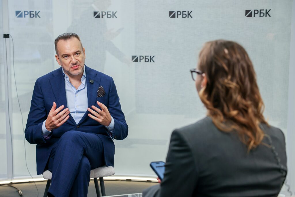 Смена приоритетов: капитал перетекает из акций в фонды денежного рынка