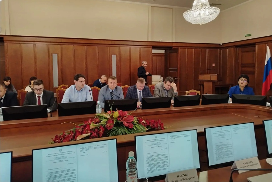 «Обещать — не значит жениться»: концессионные школы в Новосибирске не сдадут к концу 2026 года