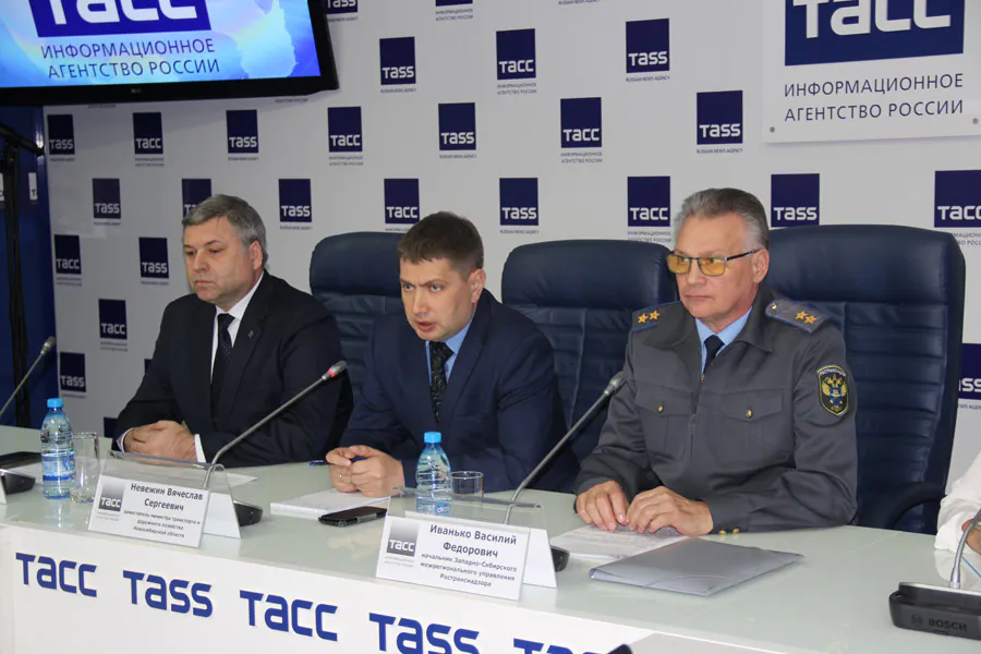 «Заказных» пассажирских перевозчиков выводят из «тени»