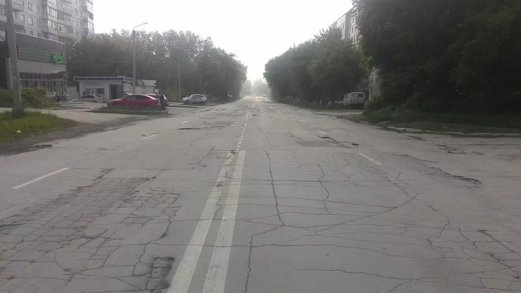 Подрядчиков через суд обязывают доделать более 100 дорожных объектов