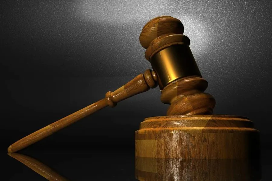 Суд начал рассматривать дело по заявлению инвесторов «Дядя Дёнера»