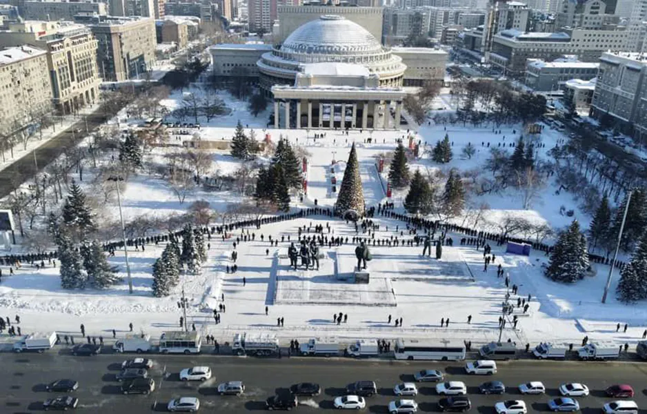 Депутату и блогеру выставлен денежный счет на оплату их задержания
